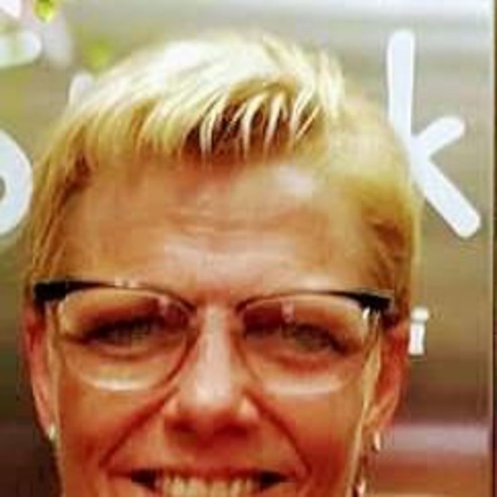 Meet your Posher, Lisa